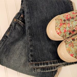 Banana Republic contoured boot cut jeans